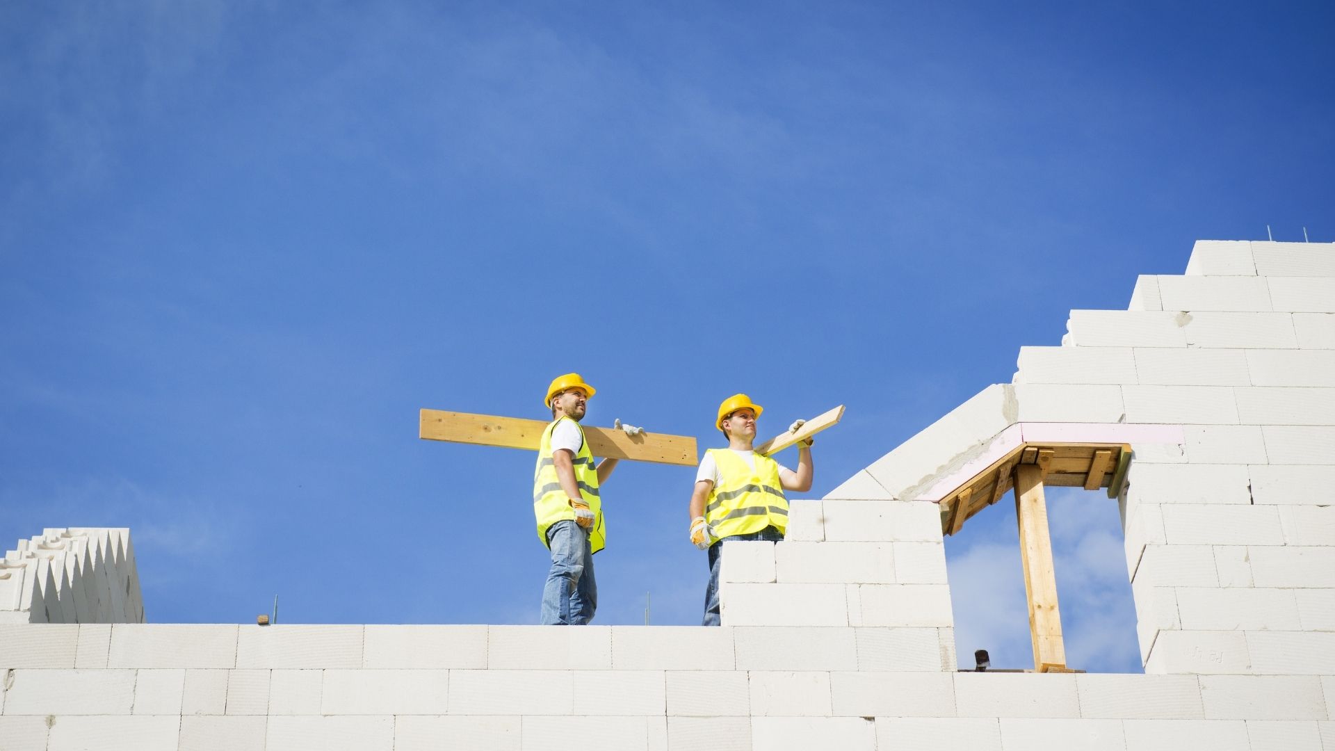 How much does it cost to build a house in South Africa?